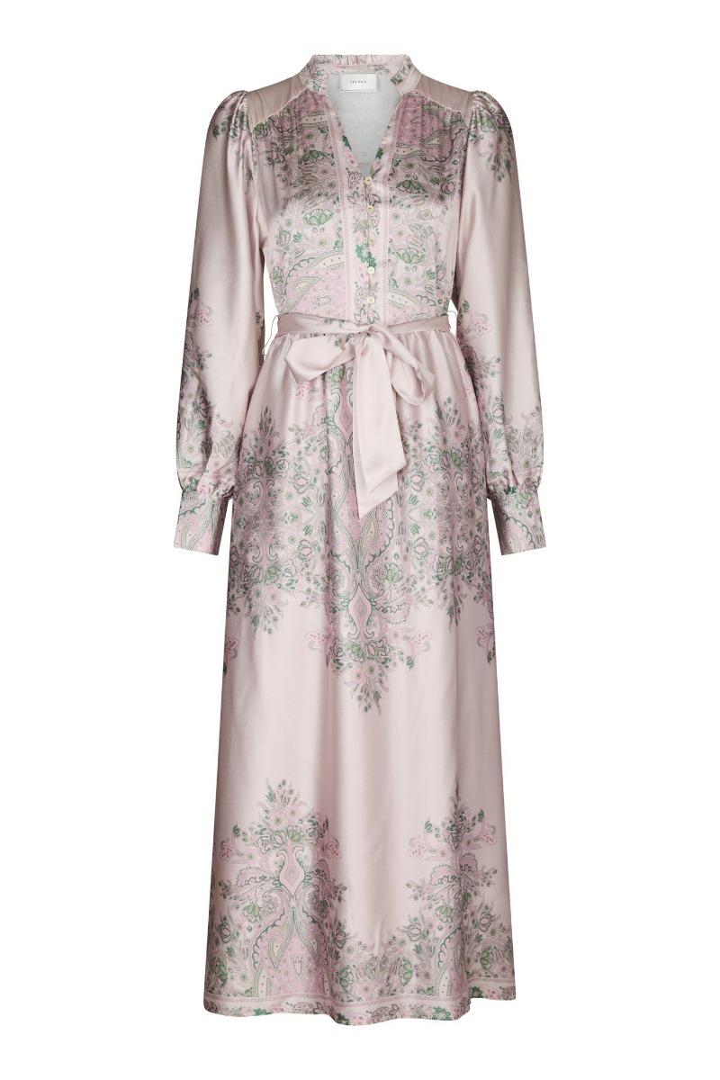 Nova Paisley Border Kjole i Rosa - Black Friday Tilbud!